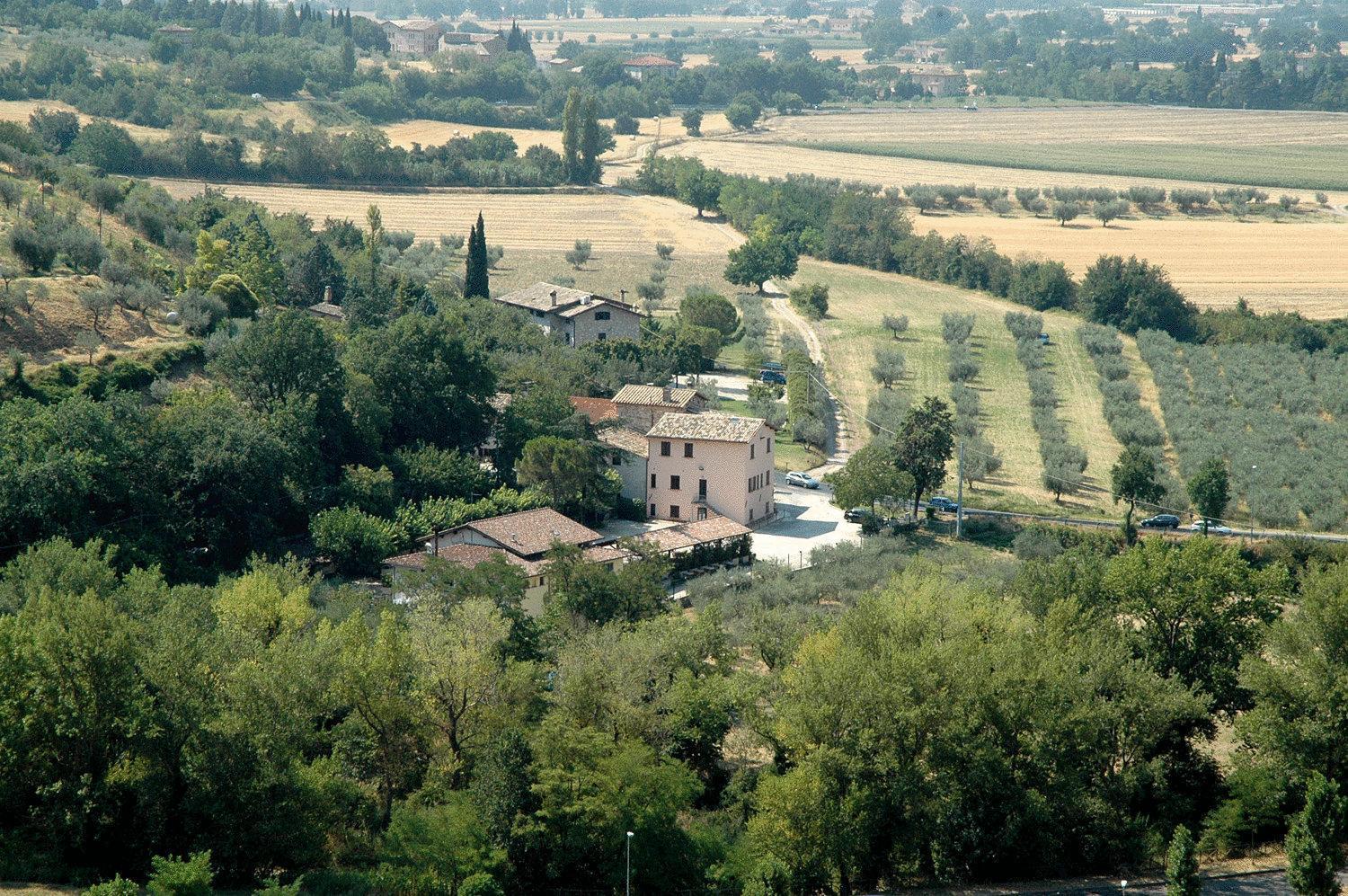 Hotel Ponte San Vittorino อัสซิซี ภายนอก รูปภาพ