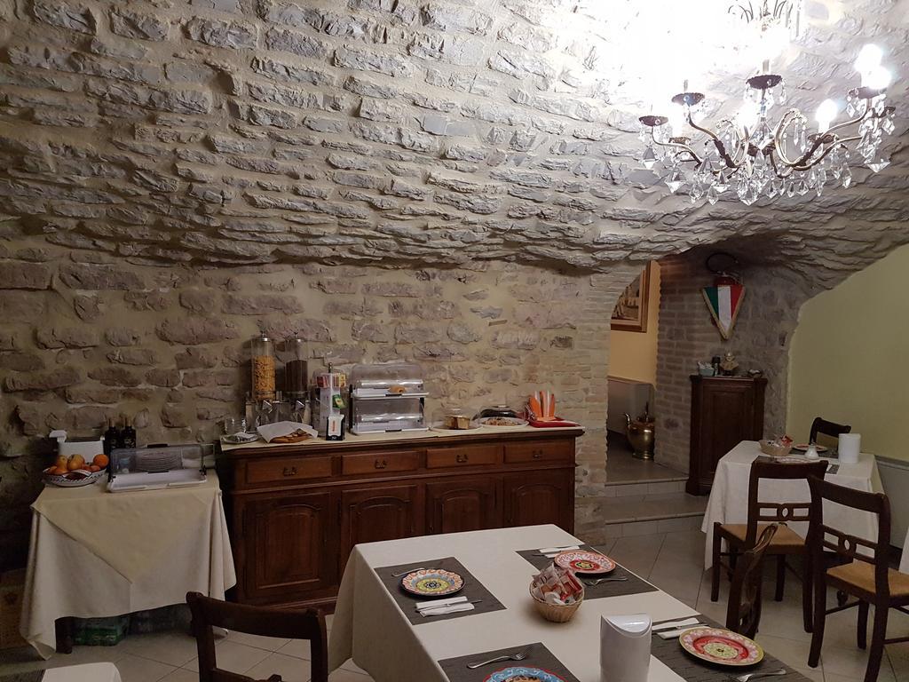 Hotel Ponte San Vittorino อัสซิซี ภายนอก รูปภาพ