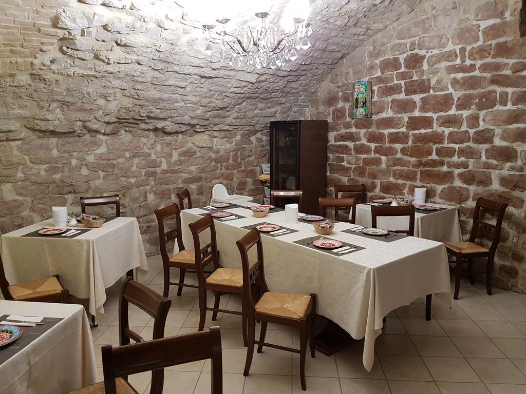 Hotel Ponte San Vittorino อัสซิซี ภายนอก รูปภาพ