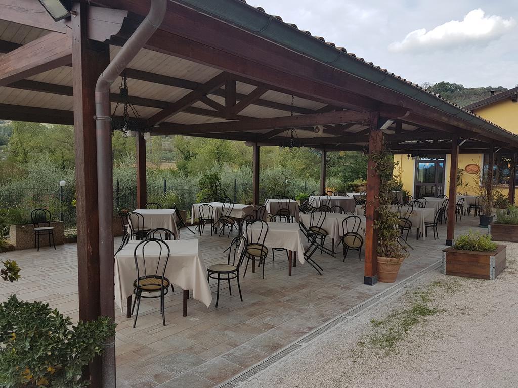 Hotel Ponte San Vittorino อัสซิซี ภายนอก รูปภาพ