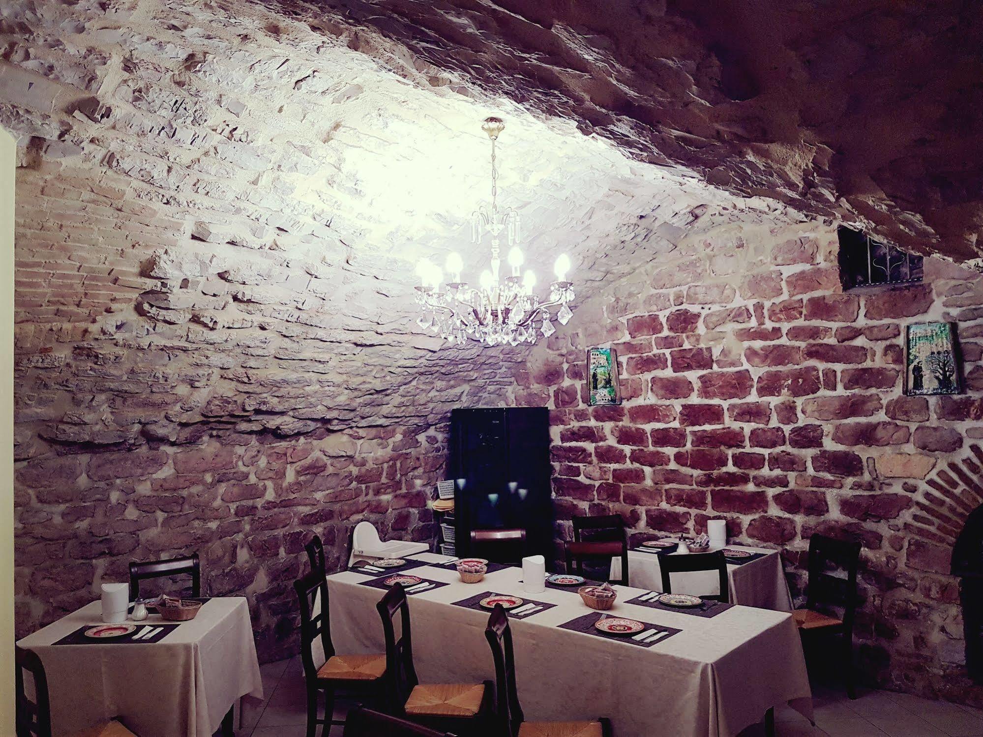 Hotel Ponte San Vittorino อัสซิซี ภายนอก รูปภาพ