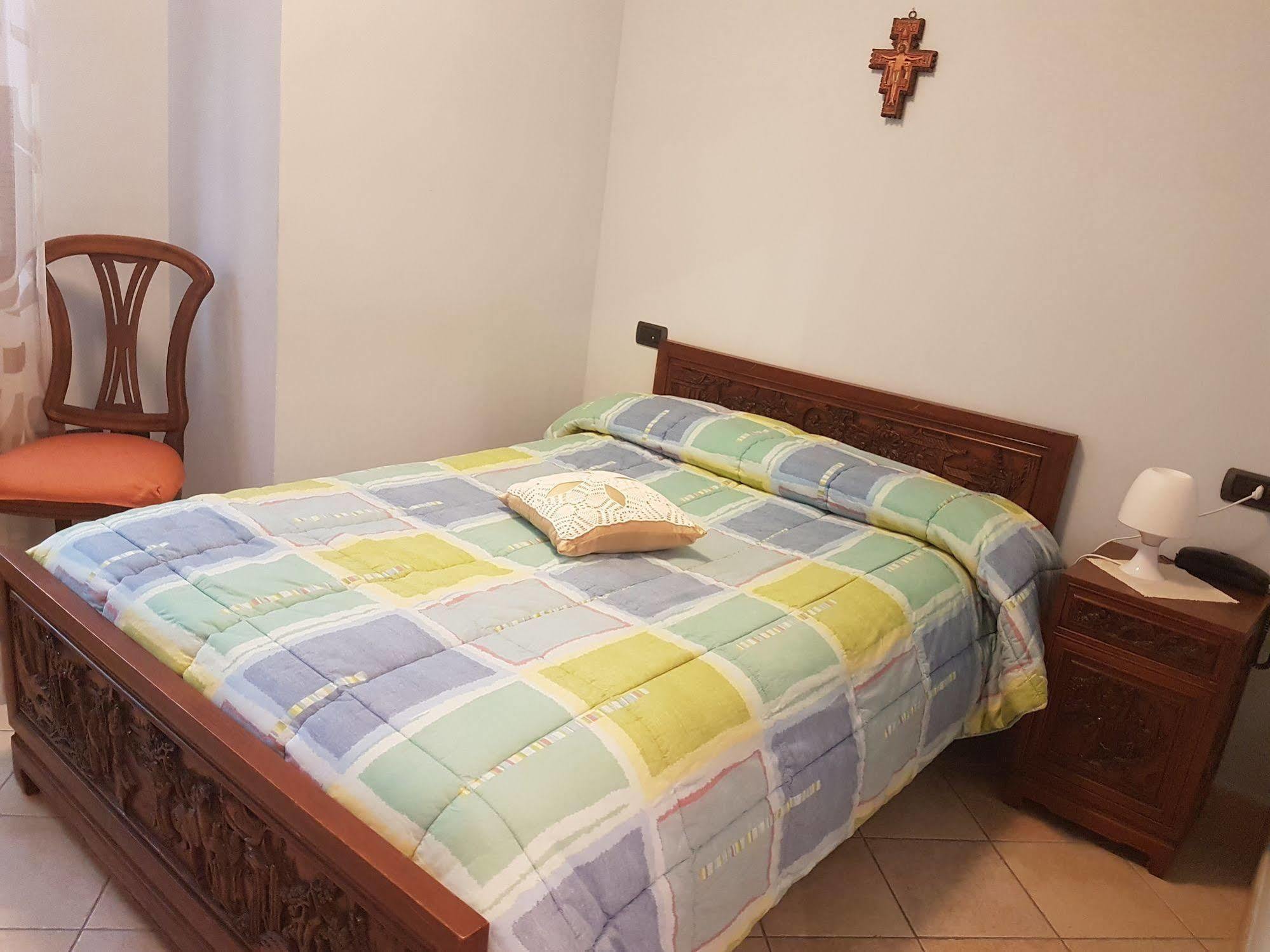 Hotel Ponte San Vittorino อัสซิซี ภายนอก รูปภาพ