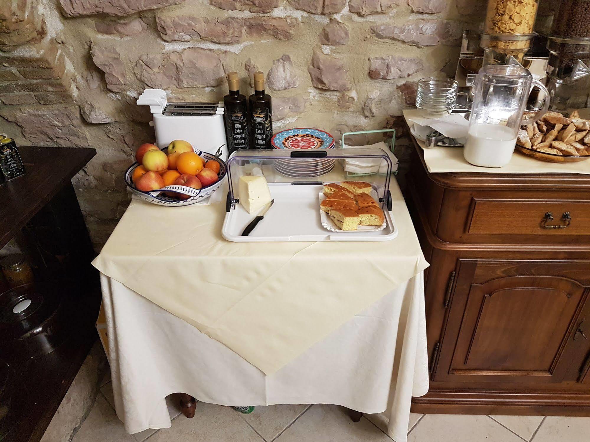 Hotel Ponte San Vittorino อัสซิซี ภายนอก รูปภาพ