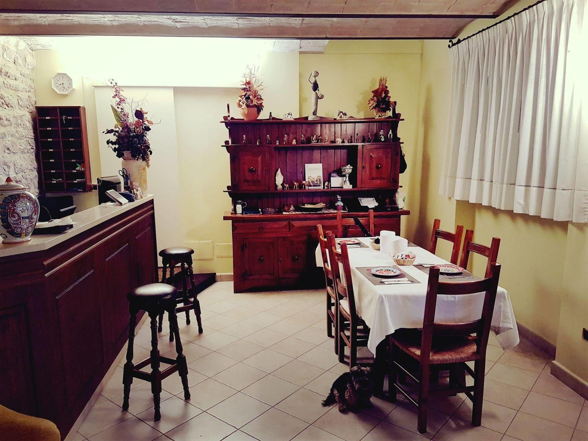 Hotel Ponte San Vittorino อัสซิซี ภายนอก รูปภาพ